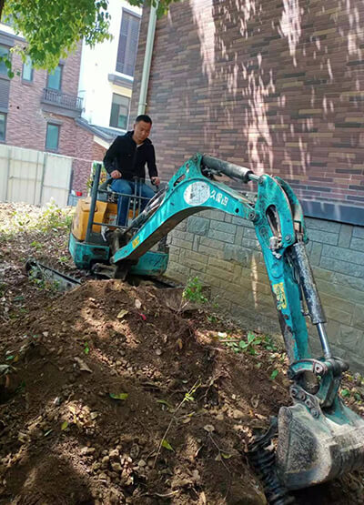 蘇州一米寬小挖機(jī)出租(圖1)